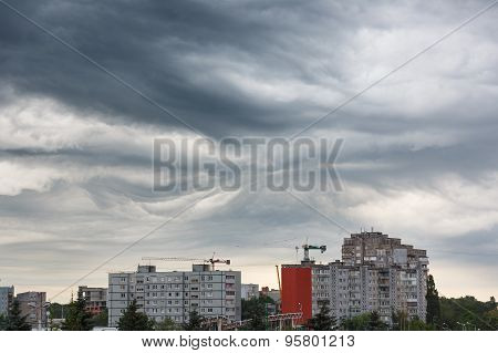 Dark Clouds Asperatus Over Kaliningrad