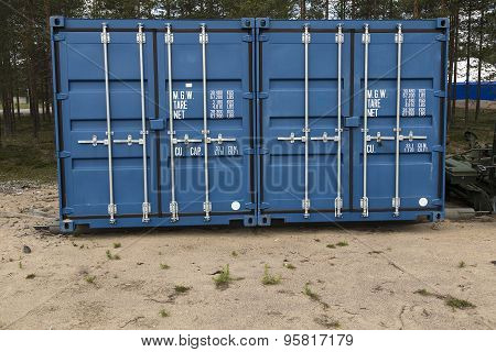 Twin containers