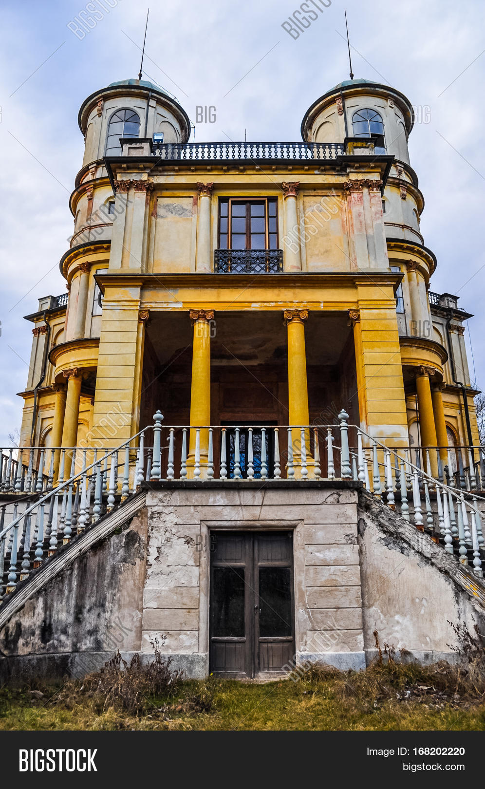 Hdr La Bizzarria Image & Photo (Free Trial) Bigstock