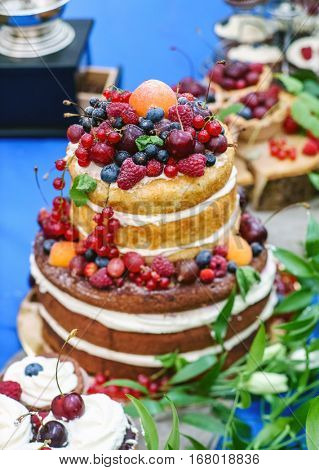 naked wedding cake
