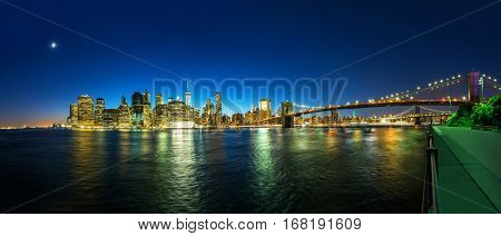 Brooklyn bridge and manhattan view from hudson
