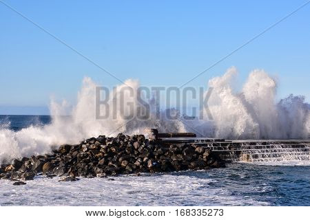 Big Wave In The Ocean
