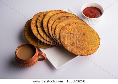 Indian famous delicious Fenugreek khakra or kasuri methi, gujarathi or gujrati snacks