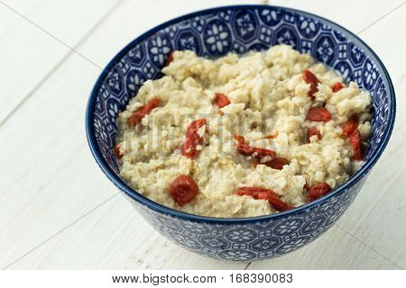 Oatmeal Porridge With Goji Berries