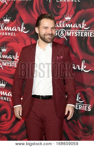 LOS ANGELES - JAN 14:  Geoff Gustafson at the Hallmark TCA Winter 2017 Party at Rose Parade Tournament House  on January 14, 2017 in Pasadena, CA