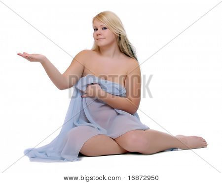 Demi-slim belle femme saine habillé en voile bleu. Implantation sur fond blanc. Idéal pour la situation