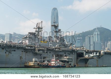 HONG KONG, CHINA - Sept 18:The U.S. amphibious assault ship USS Bonhomme Richard pulled in Hong Kong waters on Sept 18,2013 to get replenishment.Commissioned in 1998, the 40,500-ton vessel.