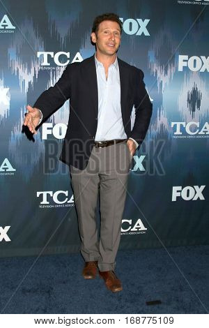 LOS ANGELES - JAN 11:  Mark Feuerstein at the FOX TV TCA Winter 2017 All-Star Party at Langham Hotel on January 11, 2017 in Pasadena, CA