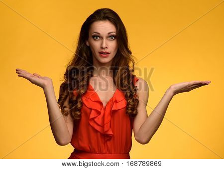 Beautiful Girl Don't Know What To Do