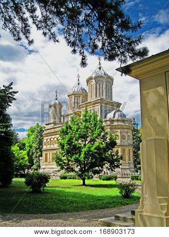 Curtea De Arges Monastery