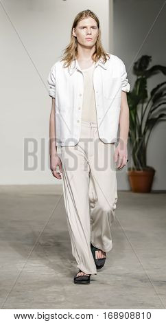 New York Fashion Week: Men’s Palmiers Du Mal Fw 2017 Collection