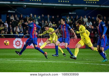 VILLARREAL, SPAIN - JANUARY 8: Sansone shots during La Liga soccer match between Villarreal CF and FC Barcelona at Estadio de la Ceramica on January 8, 2016 in Villarreal, Spain