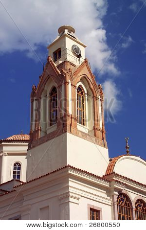 et billede af moskeen i Ayvalik, Tyrkiet