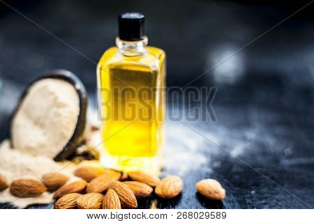 Close Up Of Herbal Face Pack For Removing Black And White Heads On Wooden Surface I.e. Multani Mitti