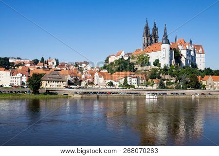 Meissen, Germany - September 06, 2010:  Cityscape Of Meissen With The Albrechtsburg Castle On The El