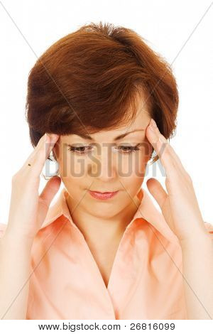 Portret van een mooie vrouw met migraine