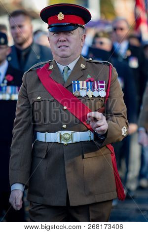 Sandhurst, United Kingdom, 11th November 2018:- British Soldiers March To Sandhurst War Memorial On 