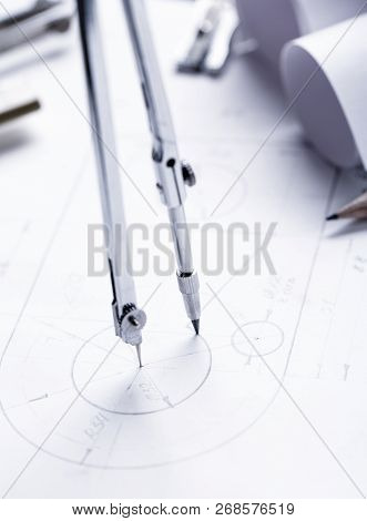 Learn To Draw Circles With A Compass