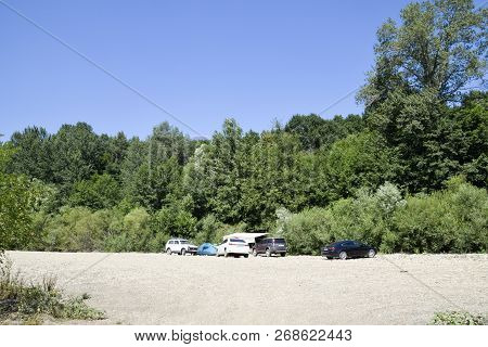 Shapsugskaya, Russia - July 30, 2016: Camping In Nature. Departure By Car To The Nature To The River