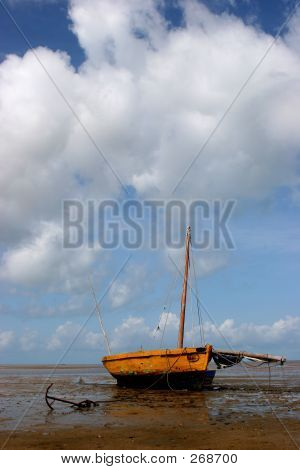 เรือชายหาด