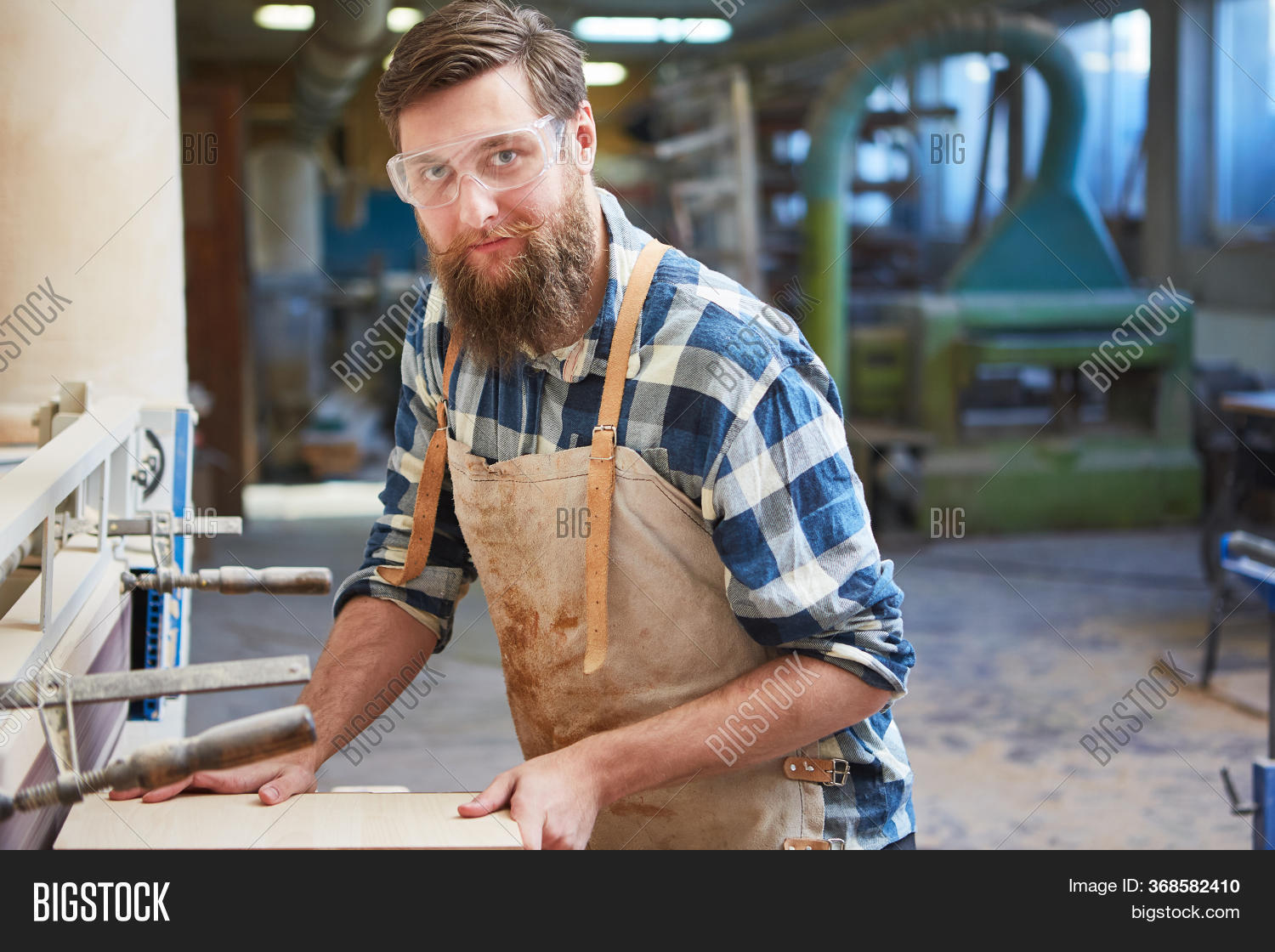 Carpenter Apprentice Image & Photo (Free Trial) Bigstock