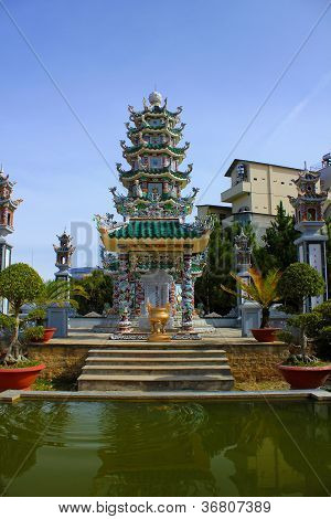 Truc Lam-Tempel