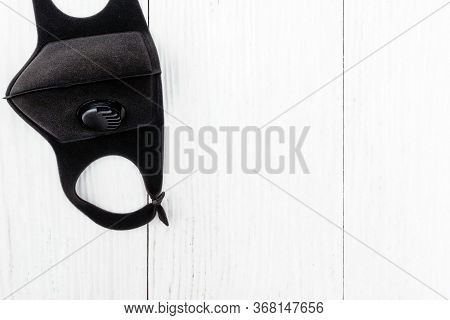 Low-quality Face Masks Is Torn And Bonded For Temporary Use Again To Prevent Infection Of Corona Vir