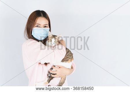 Asian Beautiful Happy Woman Wearing A Medical Protection Face Mask For Protect The Coronavirus, Filt