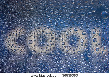 Gotas de água azul