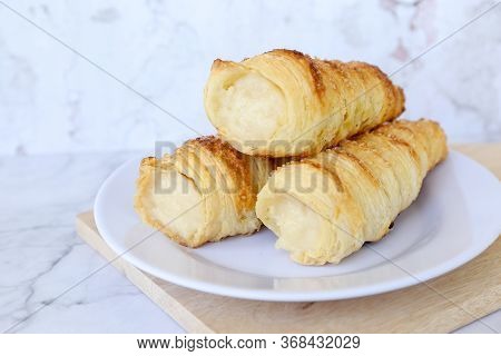 Horn Pastry Cake With Vla Or Vanilla Custard Filling. Homemade Cumcum Cake Filled With Cream