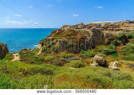 View Of The Crusader Fortress, In Apollonia National Park (tel Arsuf), Herzliya, Israel