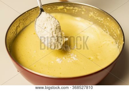 Add Flour To The Dough For A Thicker Consistency - Baking