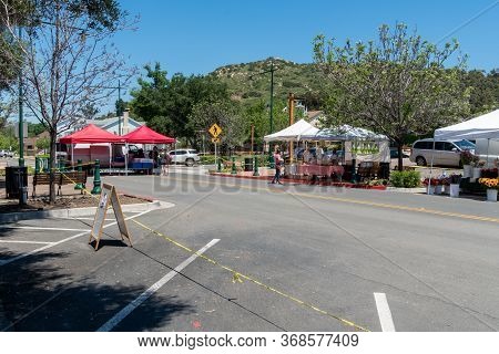 Poway Farmer Market With Social Distancing During Covid-19, Poway, California, Usa. April 18th, 2020