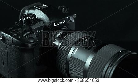 Tomsk, Russia - May 28, 2020: Panasonic Lumix Dmc-gh5 Camera With Metabones Speedbooster 0.71 Ultra 