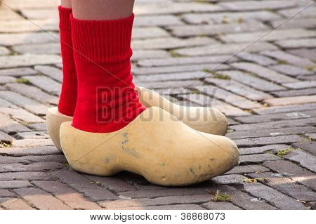 Drewniane buty