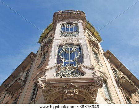 Casa Fleur Fenoglio, Turin