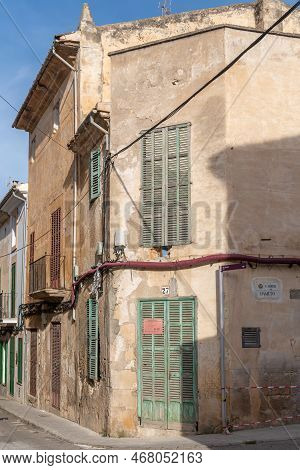 Felanitx, Spain; December 30 2022: Typical Architecture Of The Majorcan Town Of Felanitx Under Repai