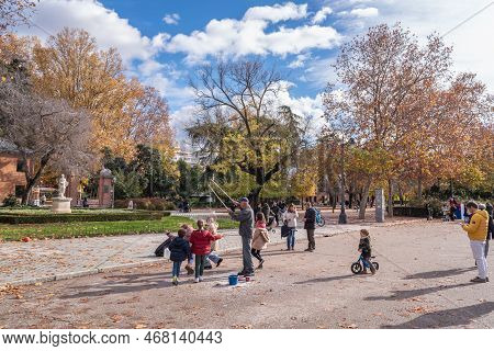 Buen Retiro Park Large Public Park In Madrid Spain