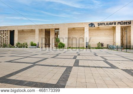 Urfa, Turkey - May 2022: Sanliurfa Archaeological Museum In Urfa, Turkey. Şanlıurfa Museum Is An Arc
