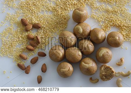 Moong Dal Laddu. A Protein Rich, Indian Sweet Ball Made Of Lentils, Almonds And Jaggery As Sweetener