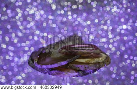 There Are Many Colors And Varieties Of Agate, Some Of Which Were Given Their Own Names To Make It Ea