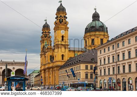Munich, Germany - July 4, 2011 : Odeonsplatz, Large Public Square Lined By Ornate Buildings.