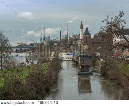 Houseboat At The Confluence Of The Nidda And Main River