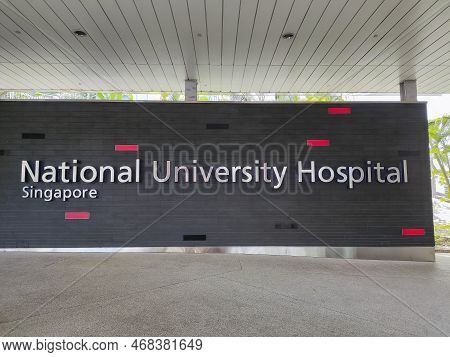 Singapore- 3 Jan, 2023: Singapore National University Hospital Banner In Front Of The Hospital. It I