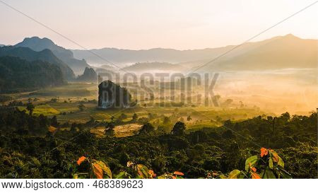 Sunrise With Fog At Phu Langka In Northern Thailand, Mountain View Of Phu Langka National Park