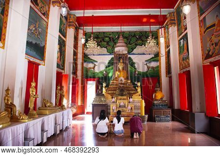 Ancient Antique Buddha Statue For Thai People Traveler Travel Visit And Respect Praying Blessing Wis
