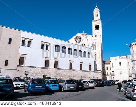 Bari, Italy - October 30, 2021: Basilica Cattedrale Metropolitana Primaziale San Sabino In Bari, Ita