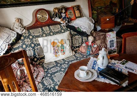 Wernigerode, Saxony-anhalt, Germany, 29 October 2022: Interiors Of Kleinstes Haus, Folklore Museum, 