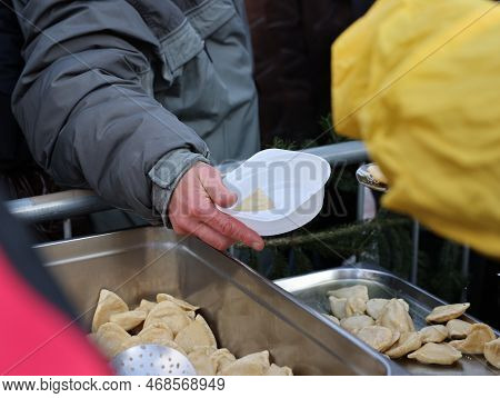 Warm Food For The Poor And Homeless