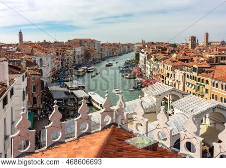 Grand Canal And Rialto Bridge In Venice, Italy